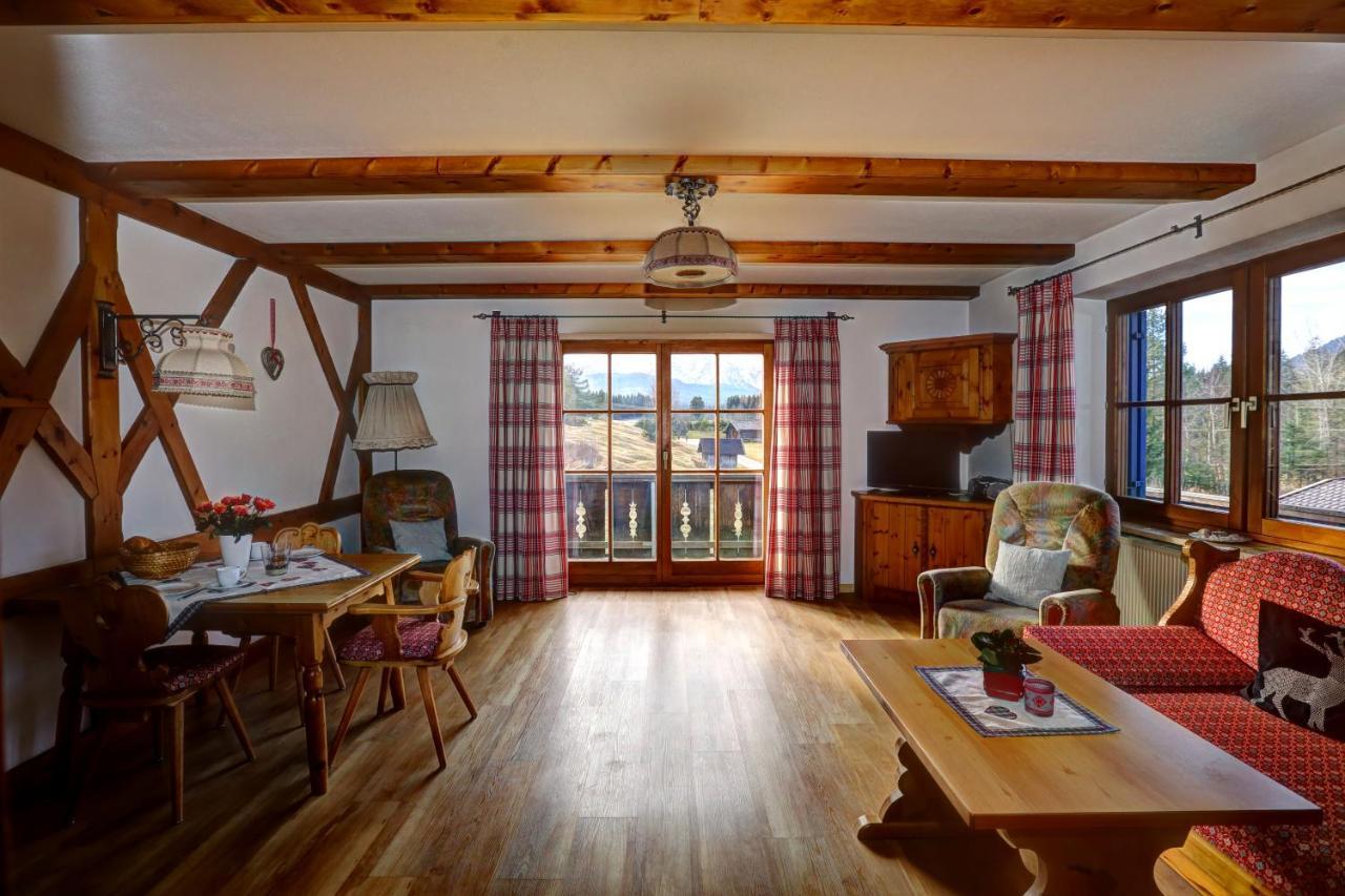 Ferienwohnungen Arnika Krün Exterior foto