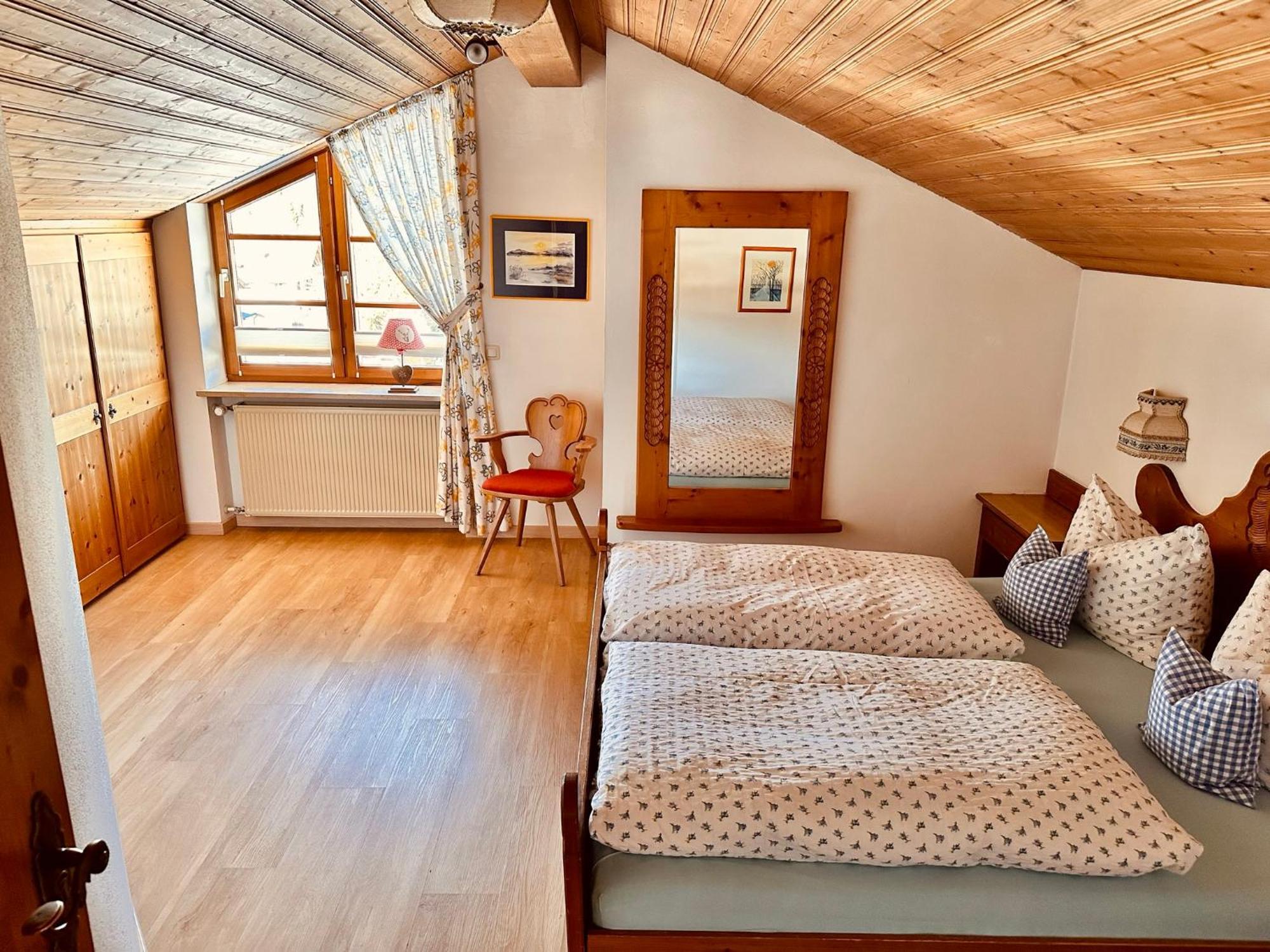 Ferienwohnungen Arnika Krün Exterior foto